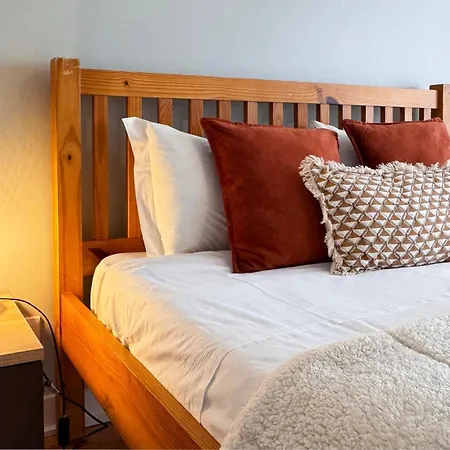 Sunny 4 Bedroom - With View Coimbra