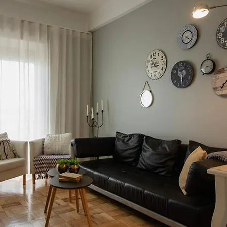 Sunny 4 Bedroom - With View